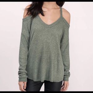 Vestique cold shoulder waffle knit top